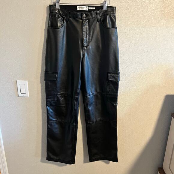 Abercrombie & Fitch 90's Relaxed Black Vegan Leather Pants Size 29/8 - Picture 2 of 7
